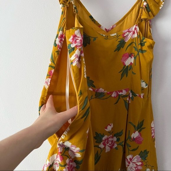 NWT MINKPINK Mustard Yellow Floral Ruffled Tiered Mini Dress - Picture 8 of 14